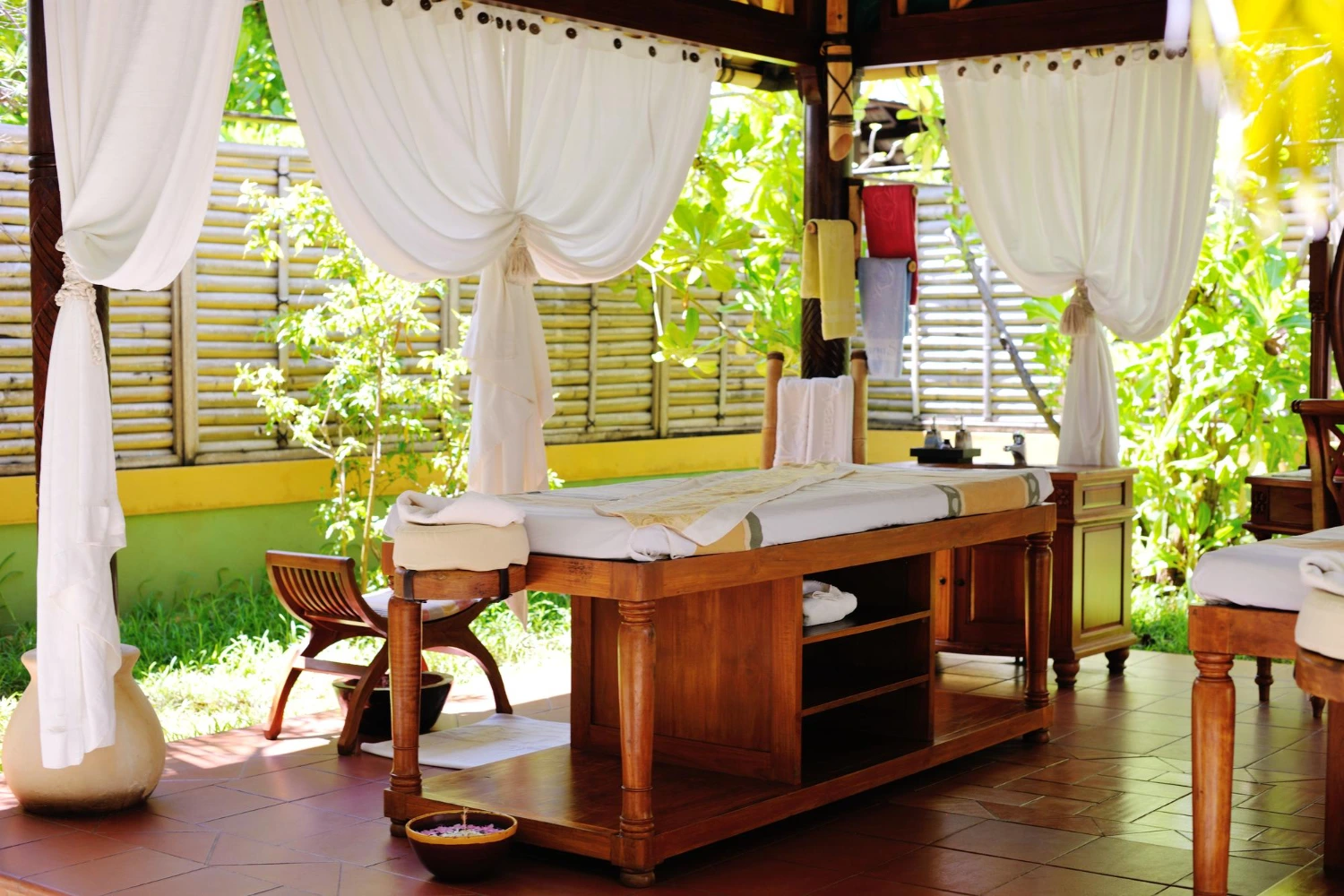 Luxury Resorts in Jim Corbett Premium Soa Experiences
